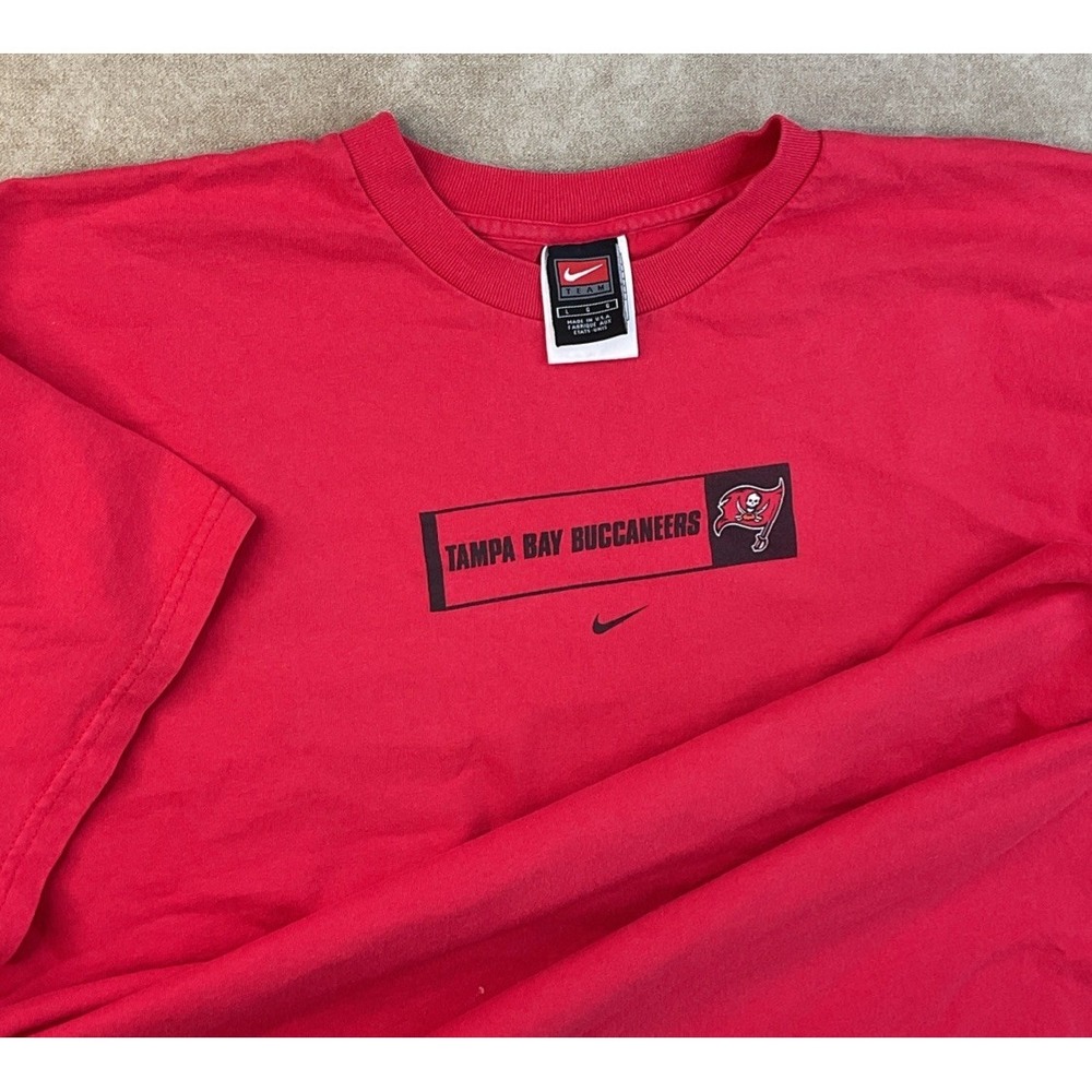 Nike Tampa Bay Buccaneers T-Shirt Mens L Mini Center Swoosh NFL Tee‎ 90s Vintage